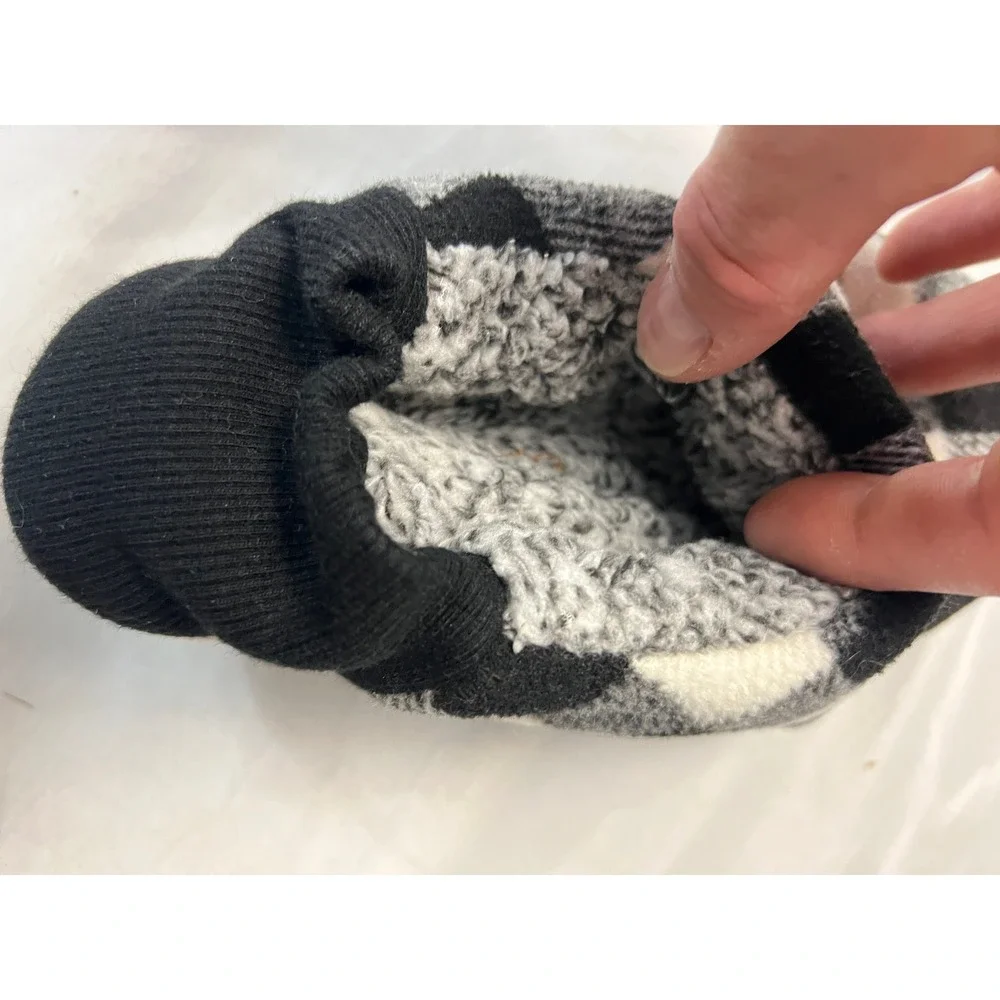 Old Navy Plaid Fleece Slipper Socks Bundle 2 Pairs Buffalo Check Tartan Grippers